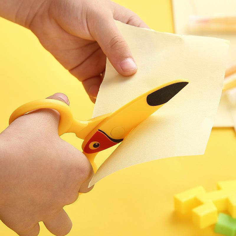 3個セット 子供用プラスチックはさみ かわいい漫画のオウムと - Art Craft For Preschool のレビューと価格