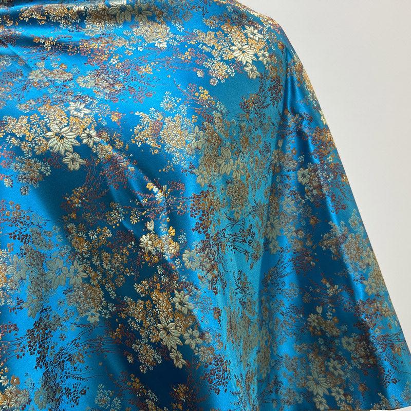 プレカット鮮やかな光沢のある花柄シルクブロケード生地、刺繍ジ - Art Craft Upholstery のレビューと価格