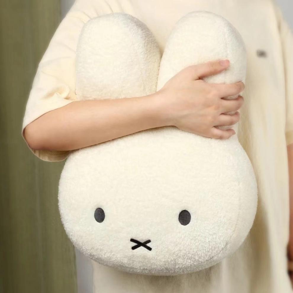 ミッフィー かわいい黒目ぬいぐるみ キュートな人形 柔らかく - Art Craft Eyes のレビューと価格